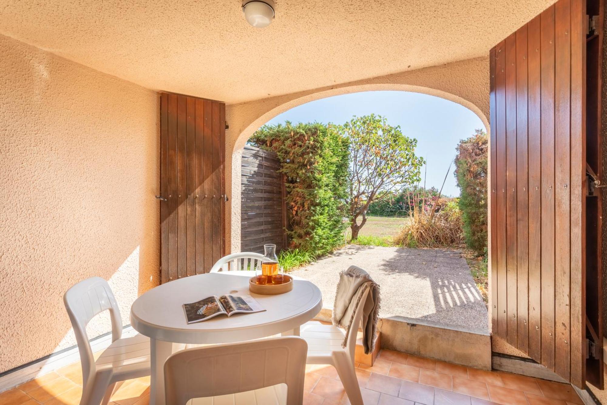 Residence Pierre & Vacances Les Jardins De La Cote D'Azur Saint-Mandrier-sur-Mer Exterior photo